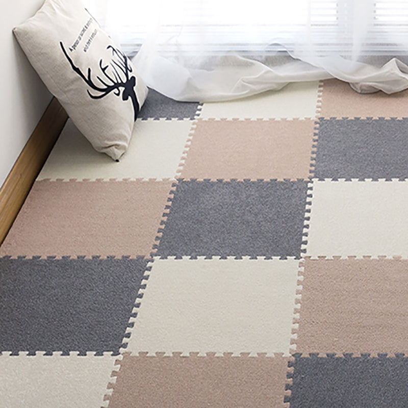Bedroom Carpet Tiles Interlocking Square Stain Resistant Carpet Tiles