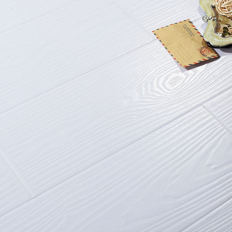 Scratch Resistant Laminate Floor Wooden Textured Laminate Flooring