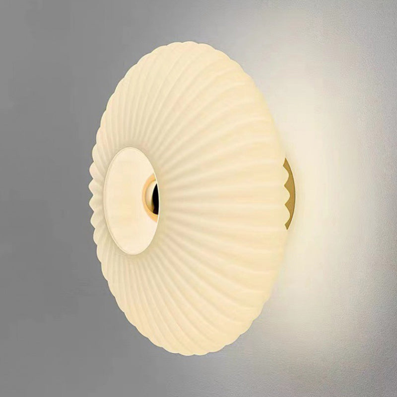 Single Modernism Black/White Wall Mounted Sconce LED Glass Wall Light