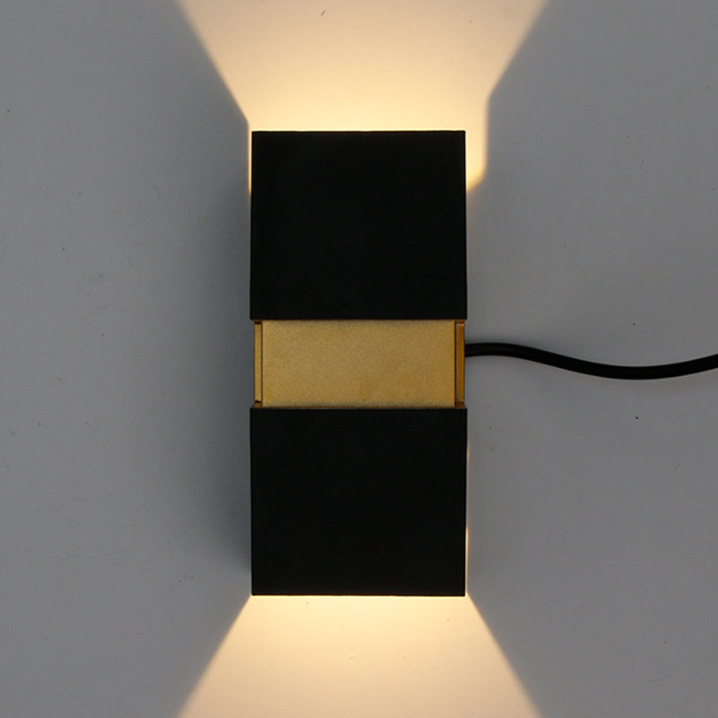 Geometric Wall Light Fixture Modern Metal Wall Sconce in Black/White