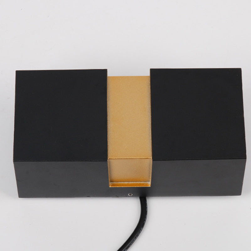 Geometric Wall Light Fixture Modern Metal Wall Sconce in Black/White