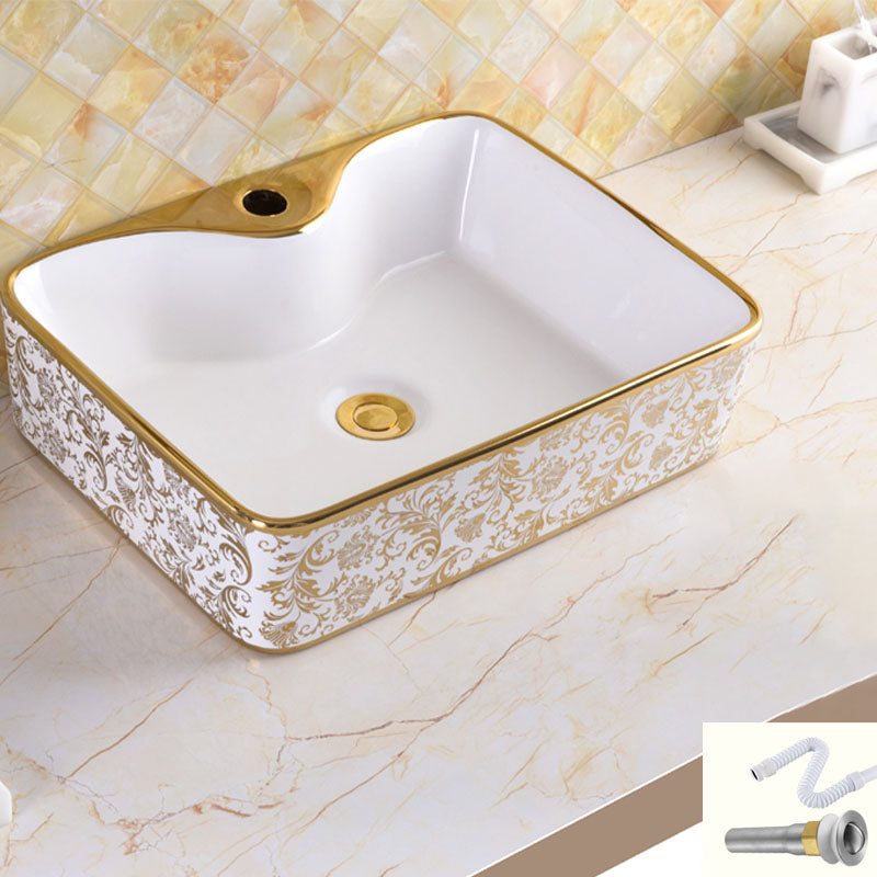 Traditional Vessel Sink Oval Porcelain with Pop-Up Drain and Faucet Vessel Lavatory Sink
