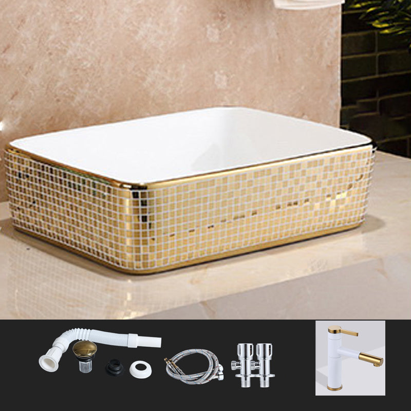 Traditional Bathroom Sink Porcelain Round Vessel Lavatory Sink with Pop-Up Drain