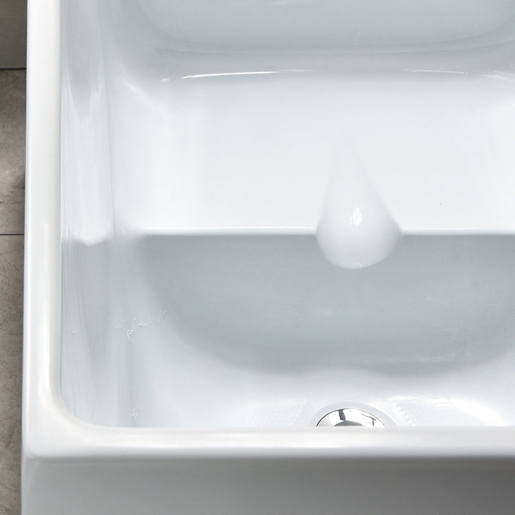 Stand Alone Antique Finish Soaking Bathtub Rectangular Modern Bathtub (Board not Included)
