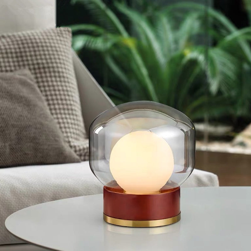 Lampada da tavolo per camera da letto in campagna con illuminazione notturna a globo in vetro opale, colore marrone con base in legno