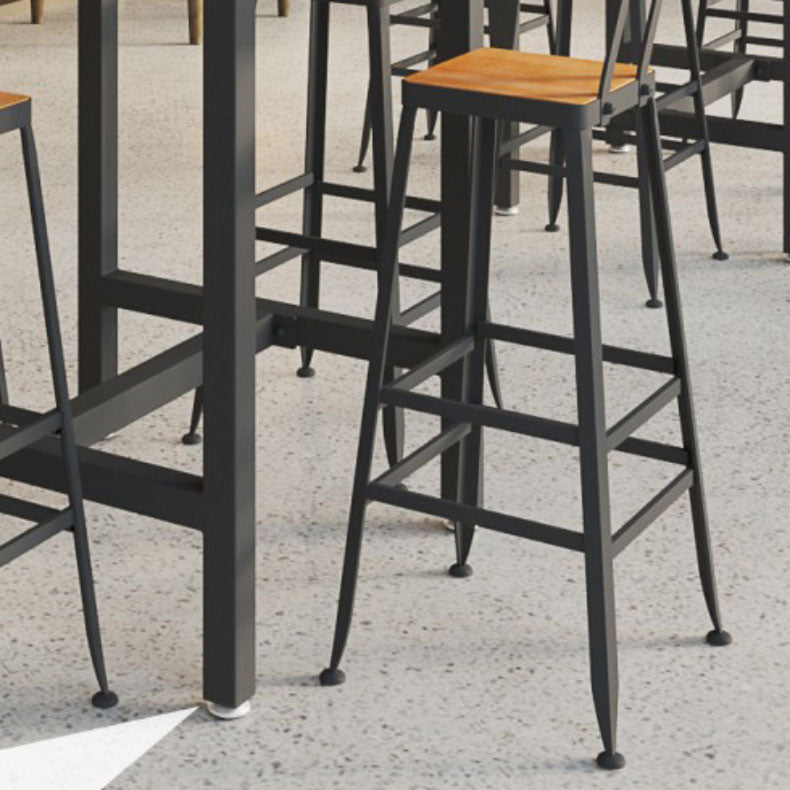 Industrial Metal Bar Stool Low Back Bar Stool with Black Base