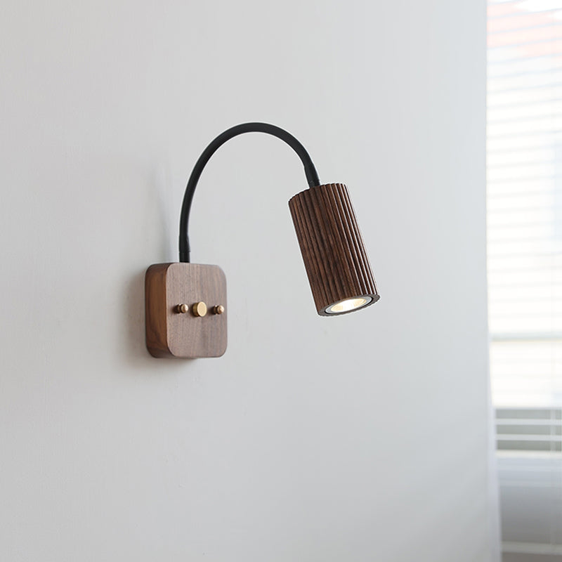 Modern Wooden Shade Wall Lighting Fixtures Cylinder Shade Wall Lamp for Bedroom