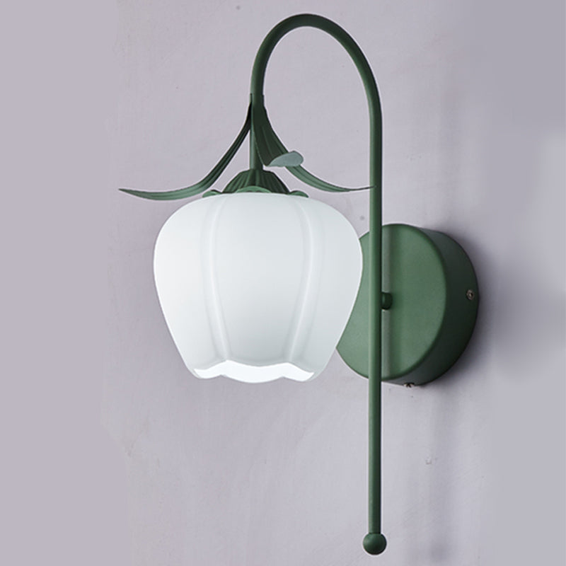 Modern Simple Wall Light Frosting Iron Flower Shape Wall Lamp for Bedroom