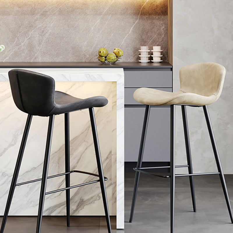 Black Metal Base Bar and Counter Stool Industrial Style Indoor Stool for Patio Use