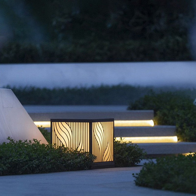 Black Waterproof Lights Outdoor Square Pillar Lamp for Garden