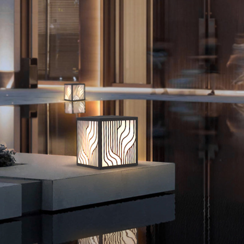 Black Waterproof Lights Outdoor Square Pillar Lamp for Garden
