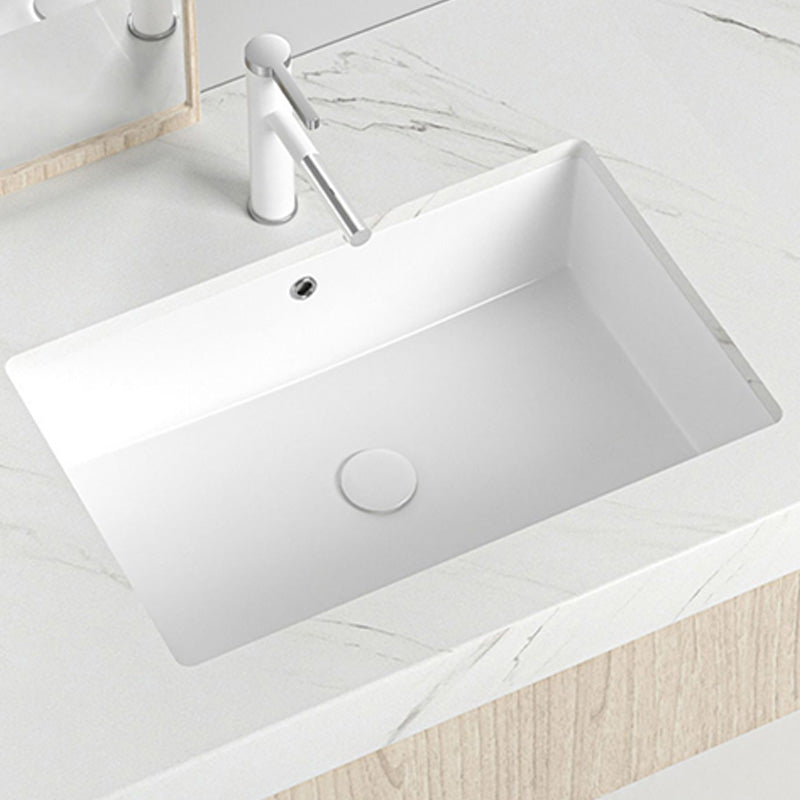 Modern Style Bathroom Sink Undermount Ceramic Bathroom Sink in White