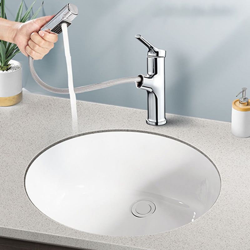 Modern Style Bathroom Sink Overflow Hole Design Oval Ceramic Bathroom Sink