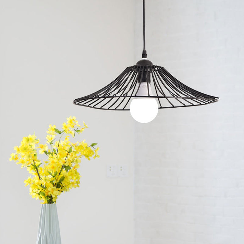 Black Lotus Leaf Cage Plafond Pendant Light Kit de lampe suspendue en fer simple 1-Bulb pour salle à manger