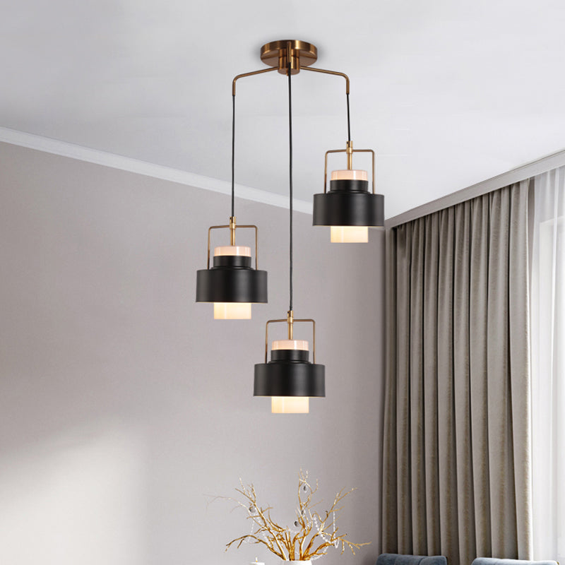 Lampe de suspension de suspension finale noire moderniste en métal en métal en forme de tambour
