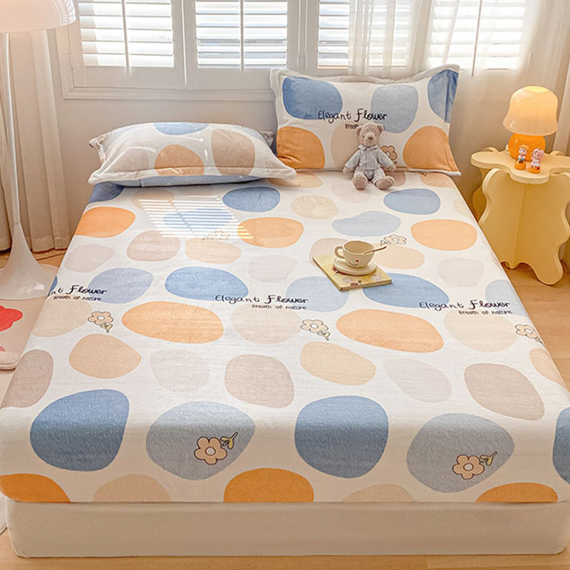 Trendy Bed Sheet Orange Printed Wrinkle-Free Non-Pilling Fade Resistant Flannel Sheet