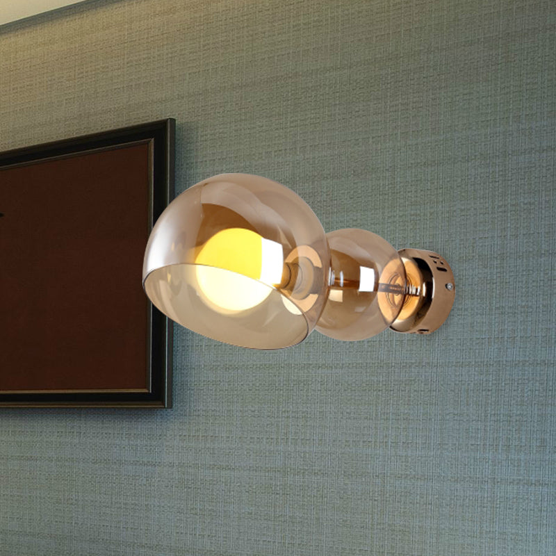 1 lampe murale de la tête de la tête de la tête Postmoderne en laiton Murce Light avec une nuance en verre transparent / ambre