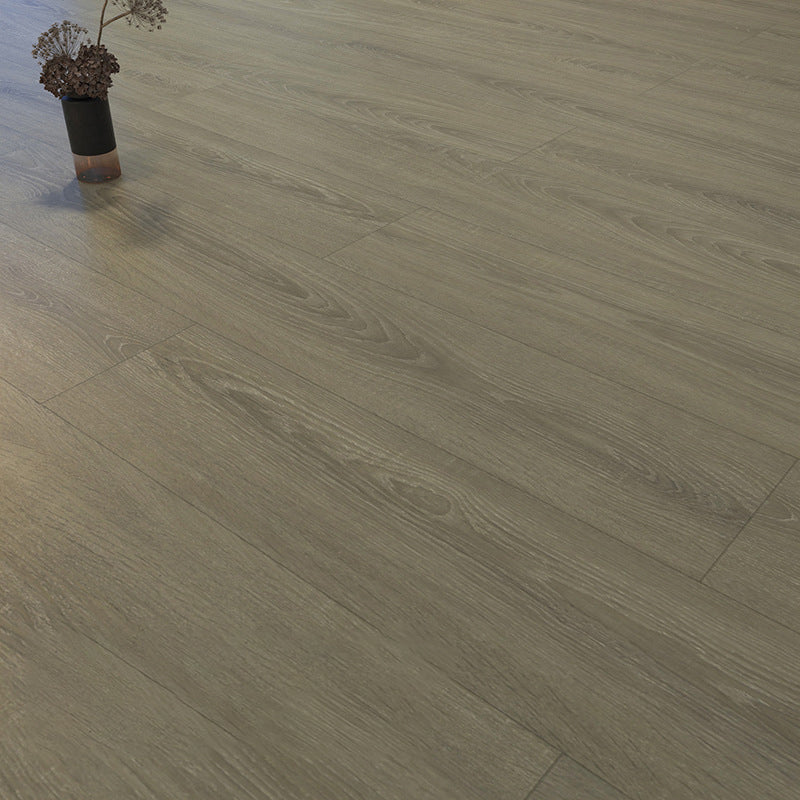 Peel and Stick PVC Flooring Matte Wood Effect Vinyl Flooring for Living Room