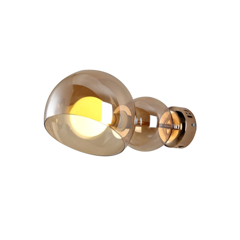 1 lampe murale de la tête de la tête de la tête Postmoderne en laiton Murce Light avec une nuance en verre transparent / ambre