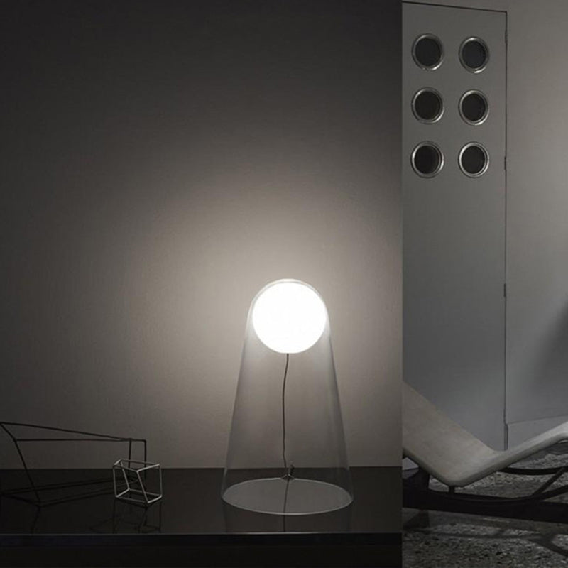 Mesa cónica minimalista Lámpara de noche de viernes de vidrio transparente con sombra modo en el interior
