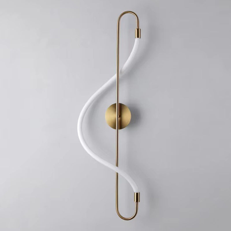 Linear Shape Metal Wall Light Modern Style 1-Light Wall Mount Lighting in Gold