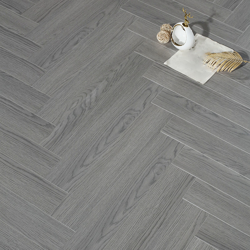 Traditional Flooring Planks Solid Wood Click-Locking Parquet Wooden Floor
