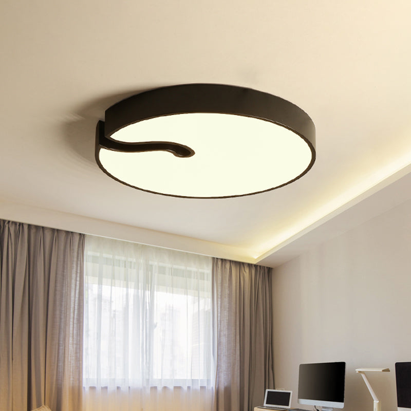 Drum Flush Mount Lighting Modern Metallic 16"/19.5" Dia LED Bedroom Flush Ceiling Lamp Fixture in White/Black