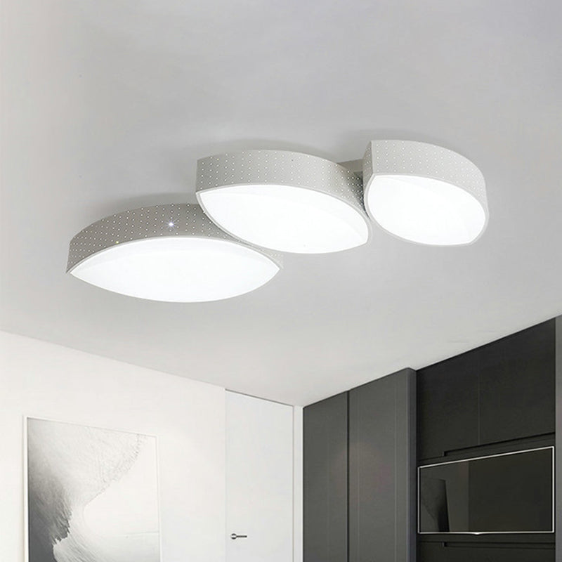 Minimalist 3-Leaf Ceiling Mounted Light Metal Living Room LED Flush Lamp Fixture in White