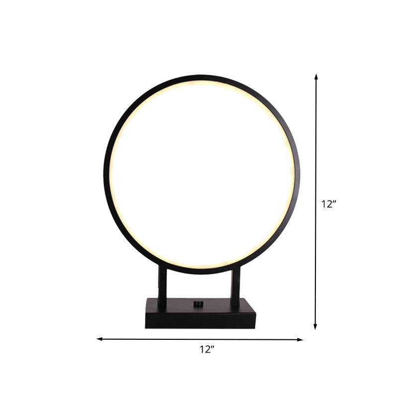 Lámpara de mesa de dormitorio de aluminio de escritorio de anillo minimalista en negro con enchufe en cable, luz blanca/cálida