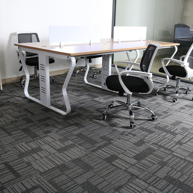 Carpet Tile Non-Skid Fade Resistant Geometry Loose Lay Carpet Tiles