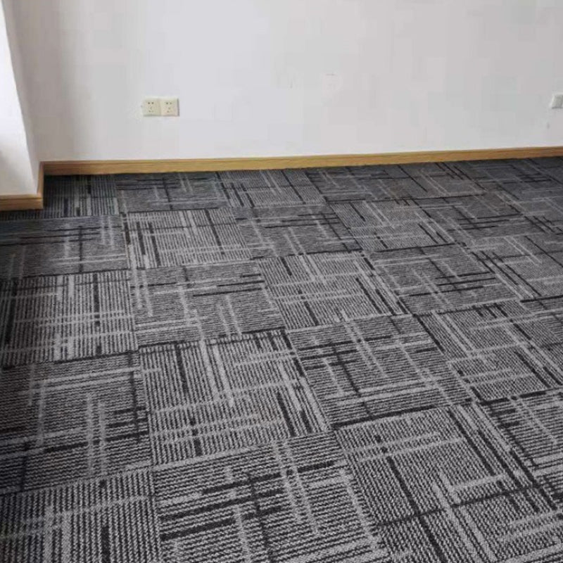 Carpet Tile Non-Skid Fade Resistant Geometry Loose Lay Carpet Tiles