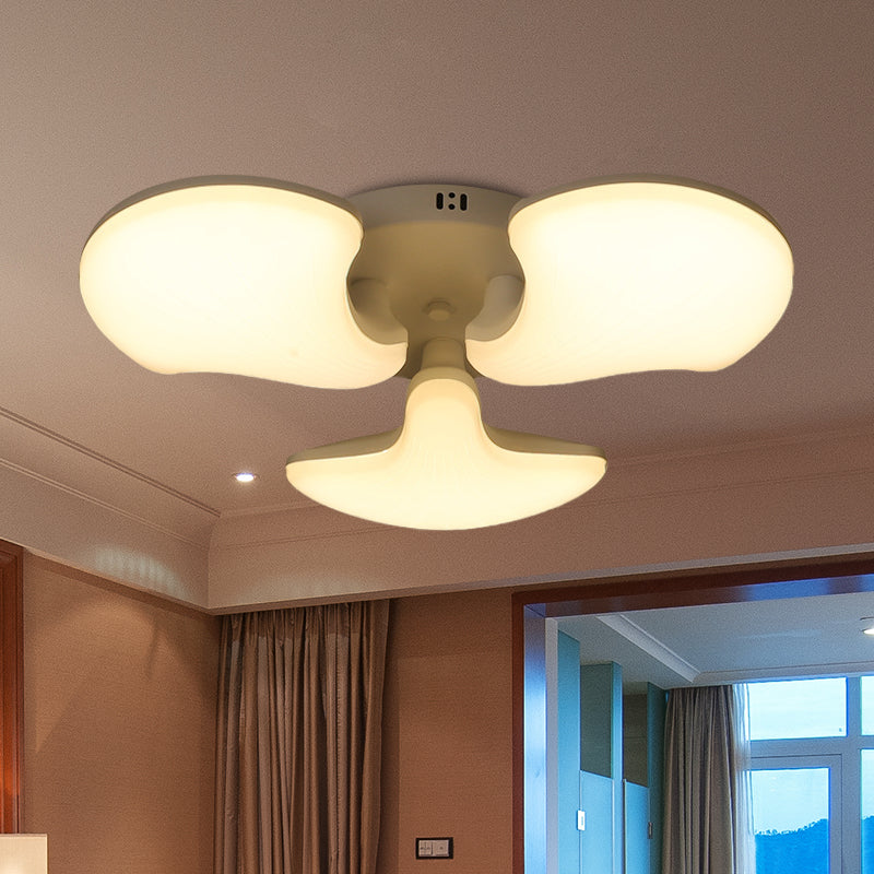 3/5-Kopf-Bündige Beleuchtung für Schlafzimmer, moderne, weiße LED-Deckenleuchte mit Muschel-Acryl-Schirm, 23,5"/27,5" breit