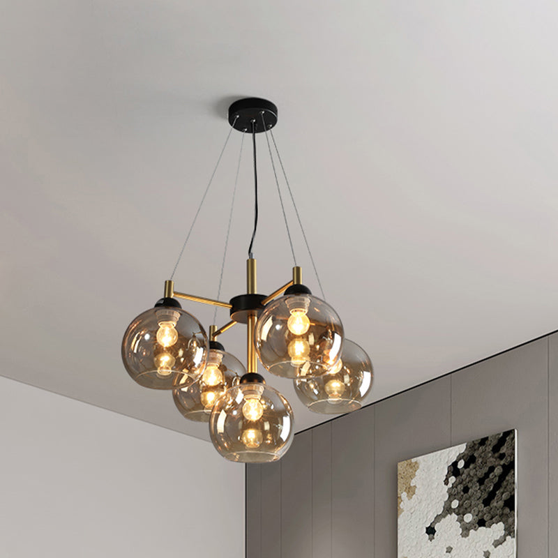 Amber / Smoke Grey Glass Spherical Chandelier Light Modernisme 5 têtes Black Finish Pendant Lighting Ayémorrat