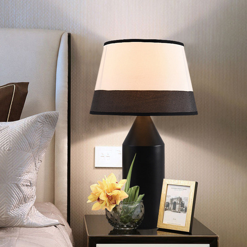 Modernism Pencil Shape Desk Light Metal 1-Bulb Bedside Fabric Nightstand Lamp in Black