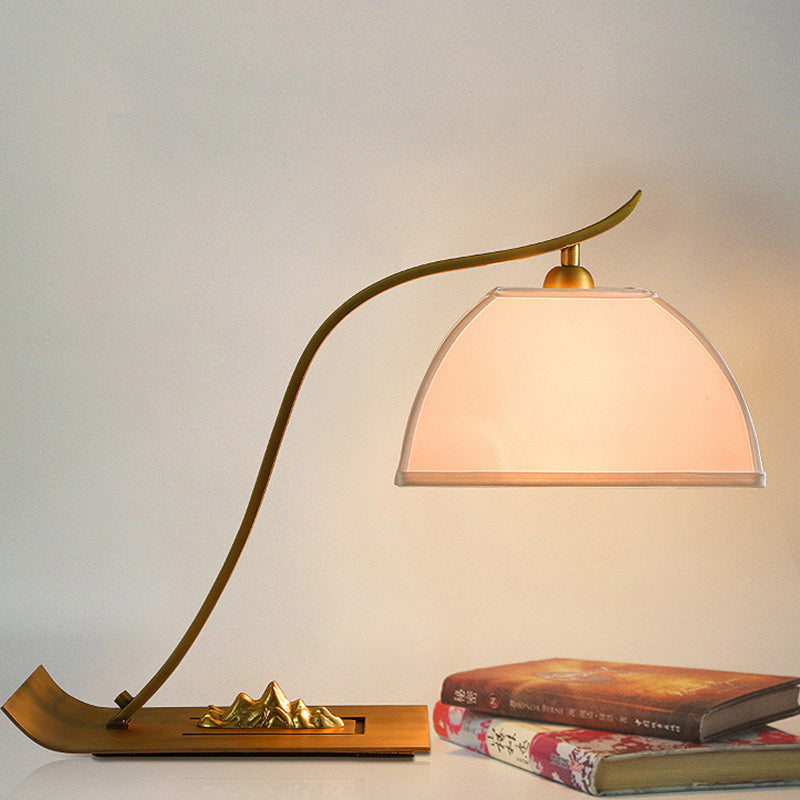 Zelt Schlafzimmer Reading Buch Hellstoff 1 Kopf weiße Nachttischlampe mit Messingrohr Arm