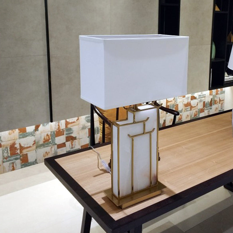 Rectangle Task Task Light Contemporary 1 Bulbe White Table Lampe avec cadre doré et panneau de marbre Déco