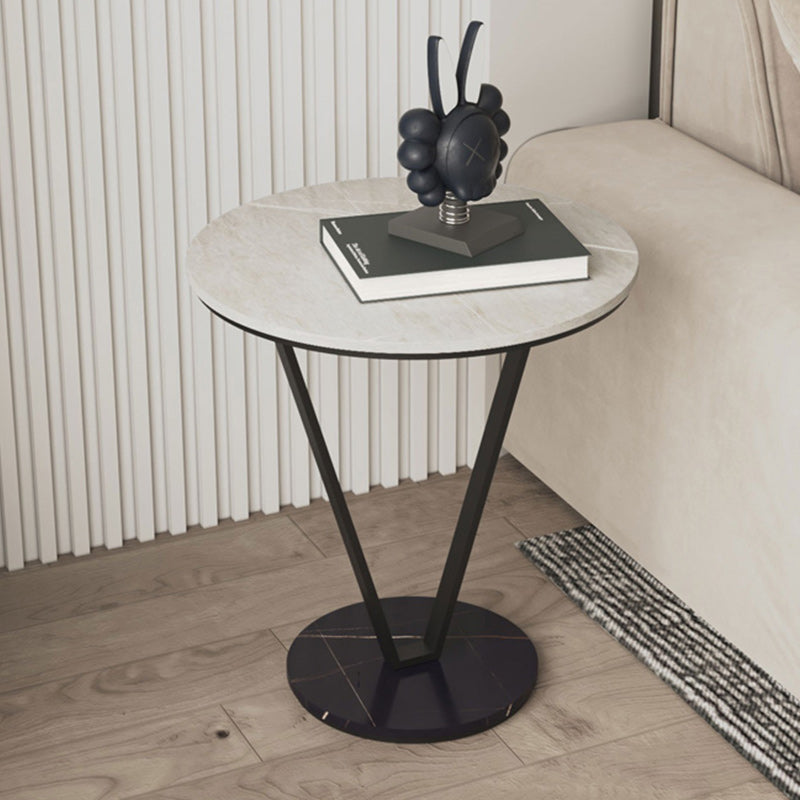 19"W Contemporary Corner Table Metal Round Accent Side Table