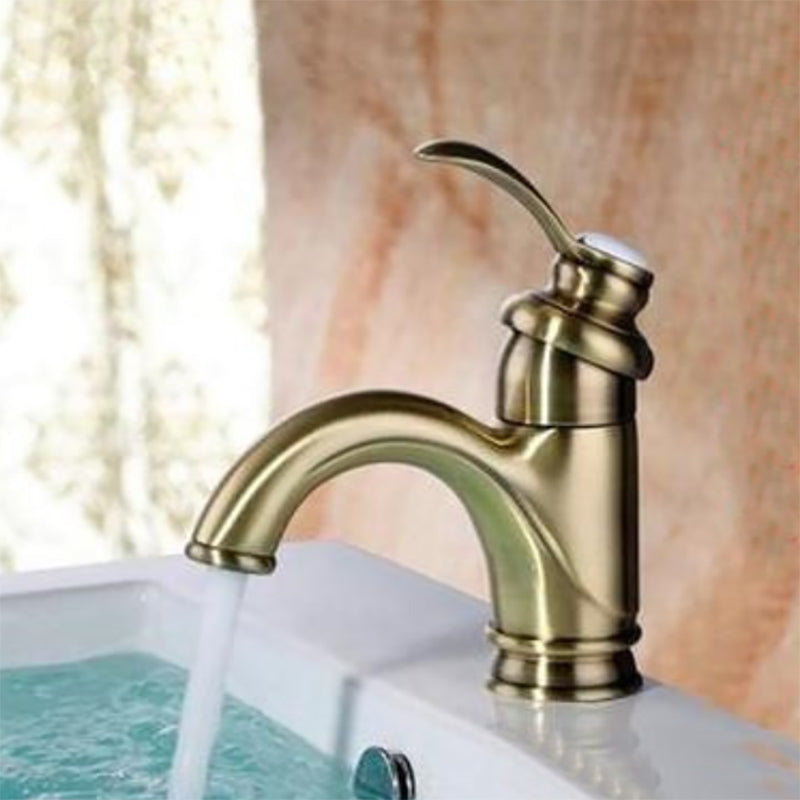 Traditional Wide Spread Bathroom Faucet 1 Lever Handles Lavatory Faucet