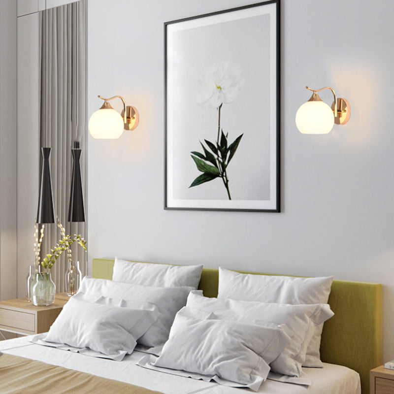 Modern Simple Golden Vanity Light Ball Shape Vanity Lamp for Shower Room