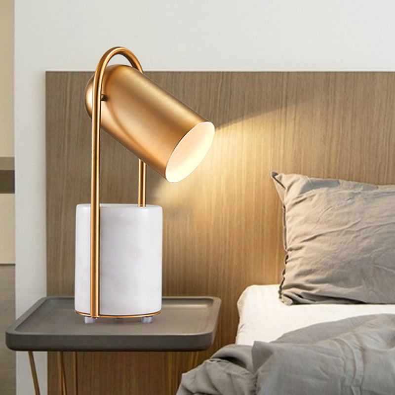 Lampada da comodino a capsula in metallo, post moderna, con 1 lampadina, finitura dorata, con base in marmo a tubo
