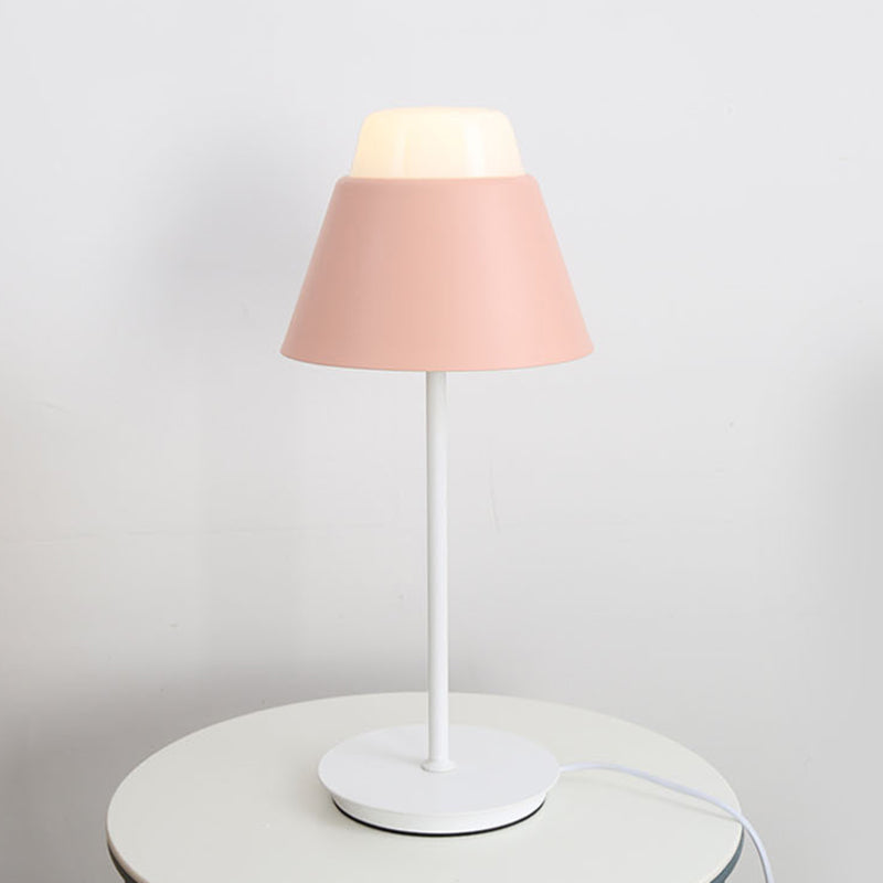 Table du cône de finition rose / bleu Light moderniste 1 lampe de bureau à teinte acrylique légère pour salle d'étude