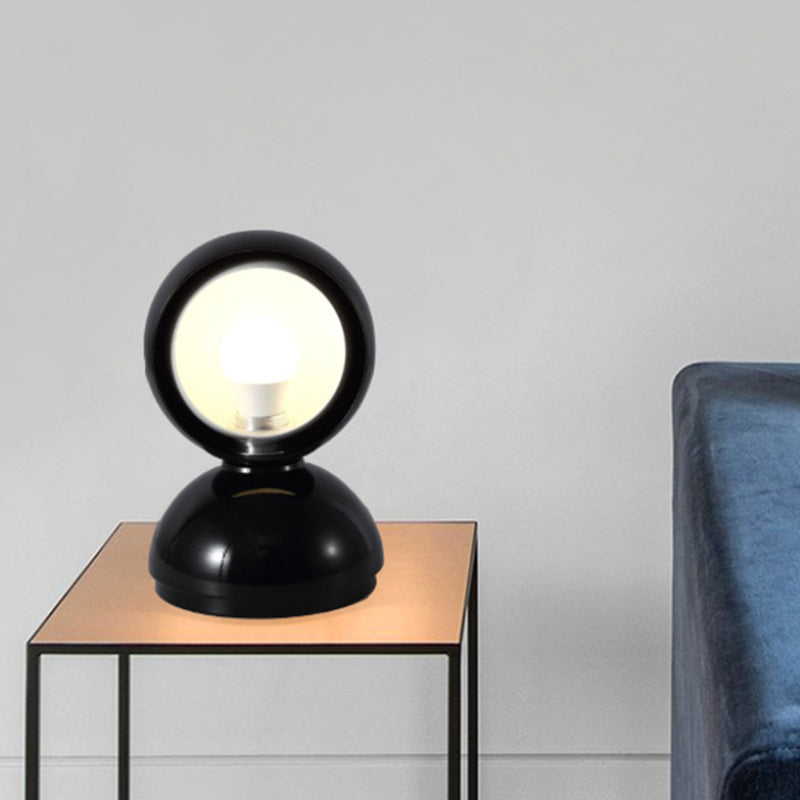Zwarte afwerking Zwijkaneel Tafelverlichting Minimalistisch 1 kop metalen bureaulamp voor het bedzijde