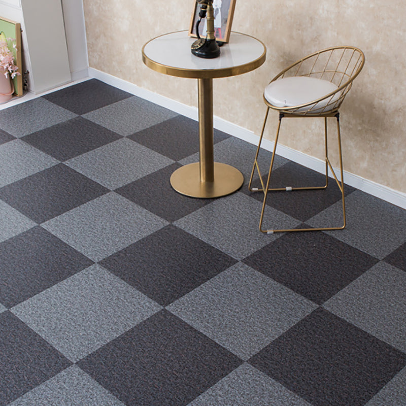 Scratch Resistant Plastic Floor Square Edge Peel & Stick Floor Tiles
