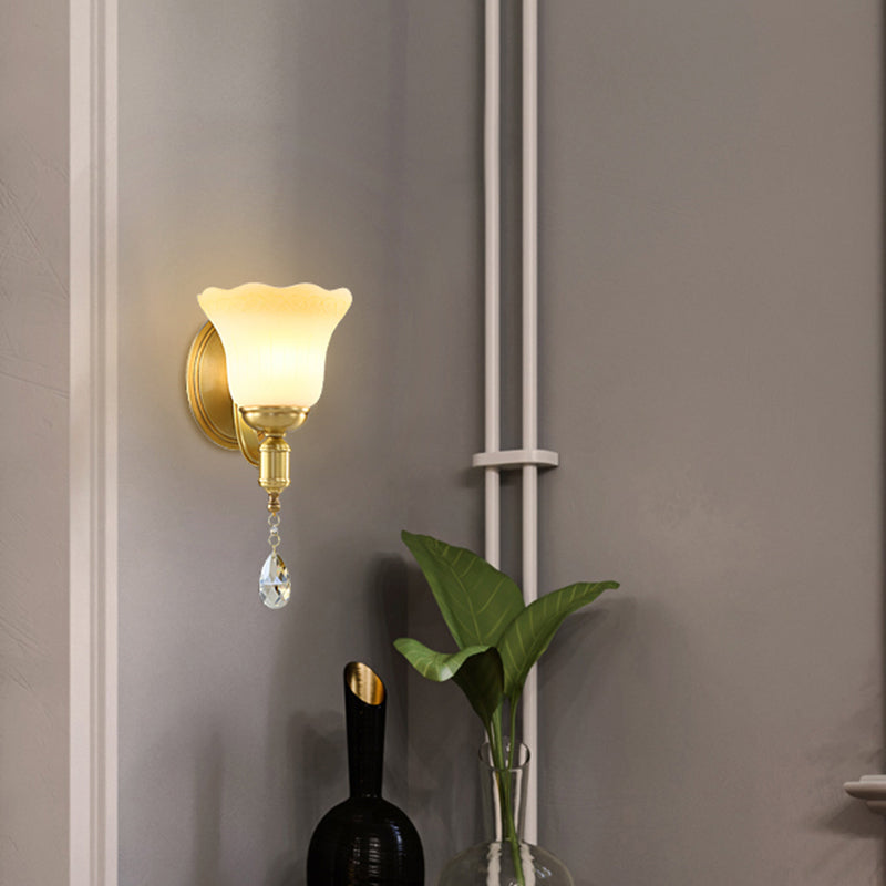 Modernism Glass Wall Mounted Sconce 1/2-Light Wall Light for Foyer