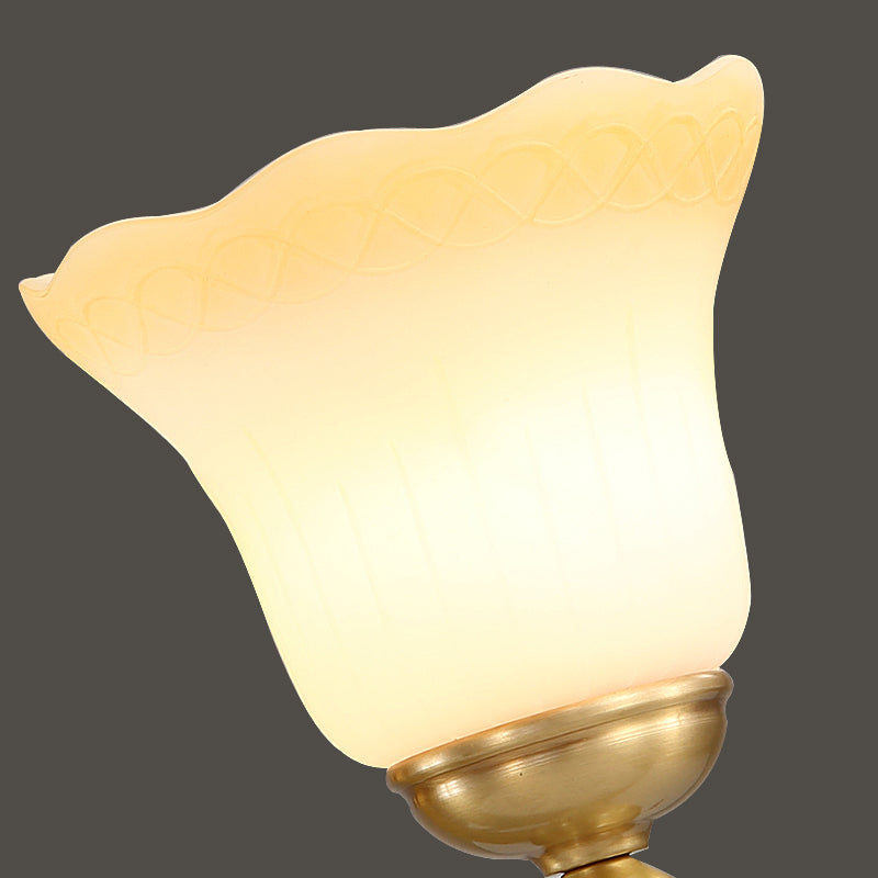 Modernism Glass Wall Mounted Sconce 1/2-Light Wall Light for Foyer