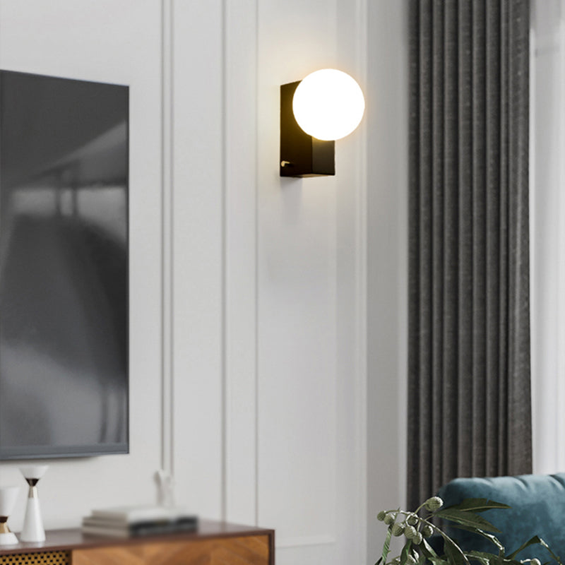 Metal Wall Lamp Modern 1 Light Wall Mounted Lighting for Bedroom