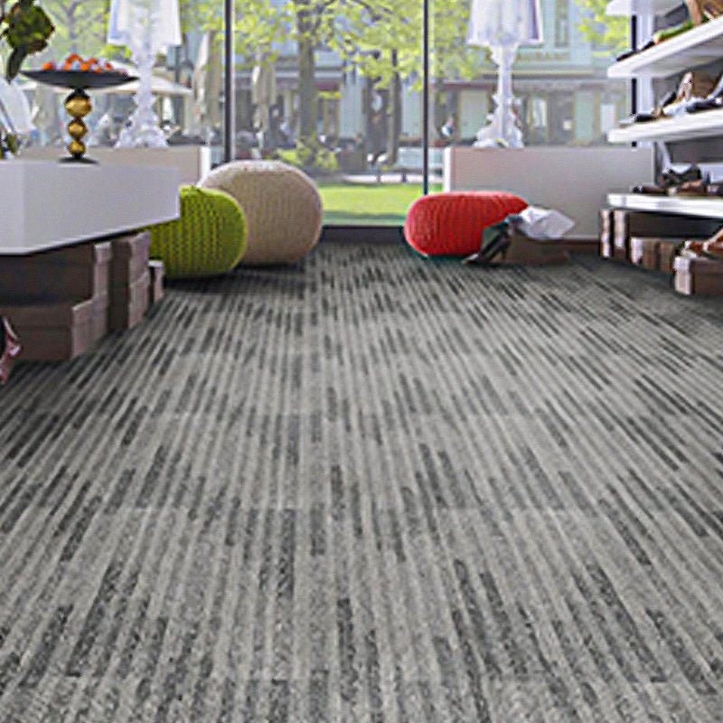 Carpet Tile Non-Skid Fade Resistant Geometry Loose Lay Carpet Tiles Dining Room