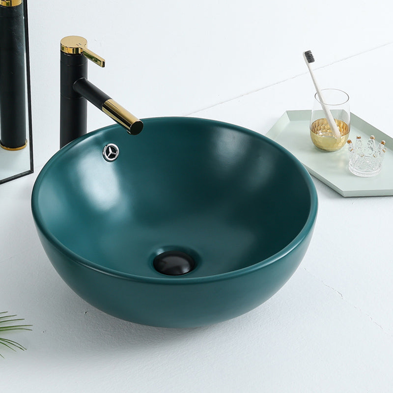 Modern Bathroom Sink with Pop-Up Drain Porcelain Round Vessel Lavatory Sink
