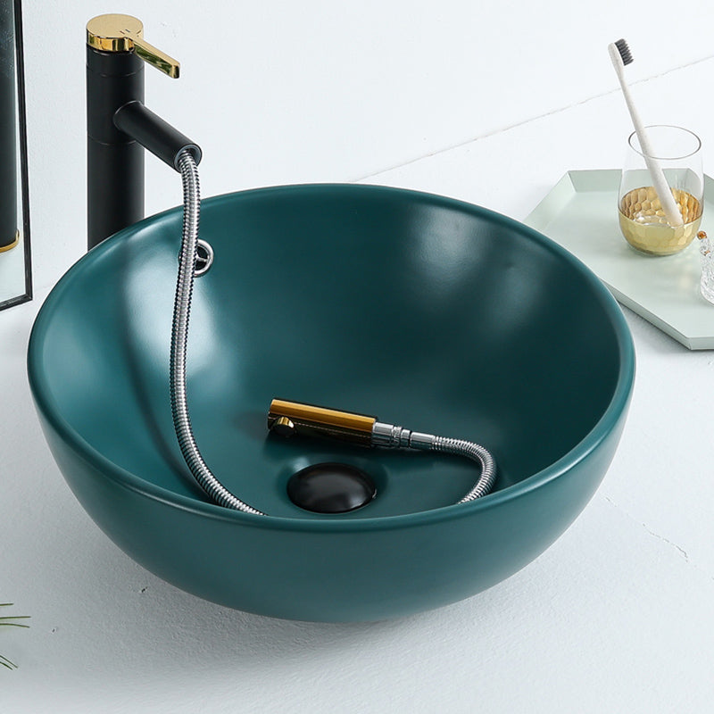 Modern Bathroom Sink with Pop-Up Drain Porcelain Round Vessel Lavatory Sink