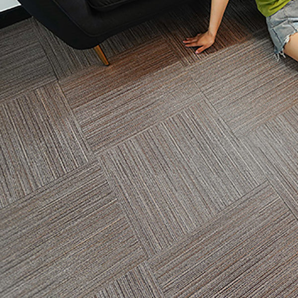 Square Scratch Resistant Plastic Floor Water Resistant Peel & Stick Floor Tiles